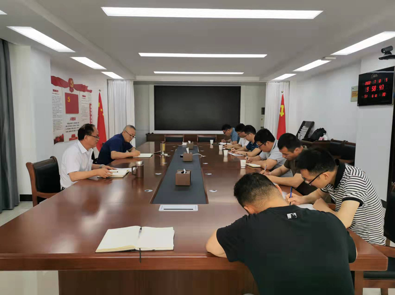 地勘集團(tuán)召開汛期地質(zhì)災(zāi)害應(yīng)急救援動員會_副本.png